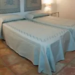 Marina Rey 4*
